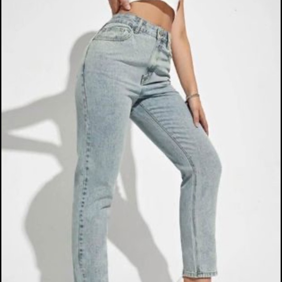 SHEIN Mom Jeans BNWOT - Picture 4 of 5